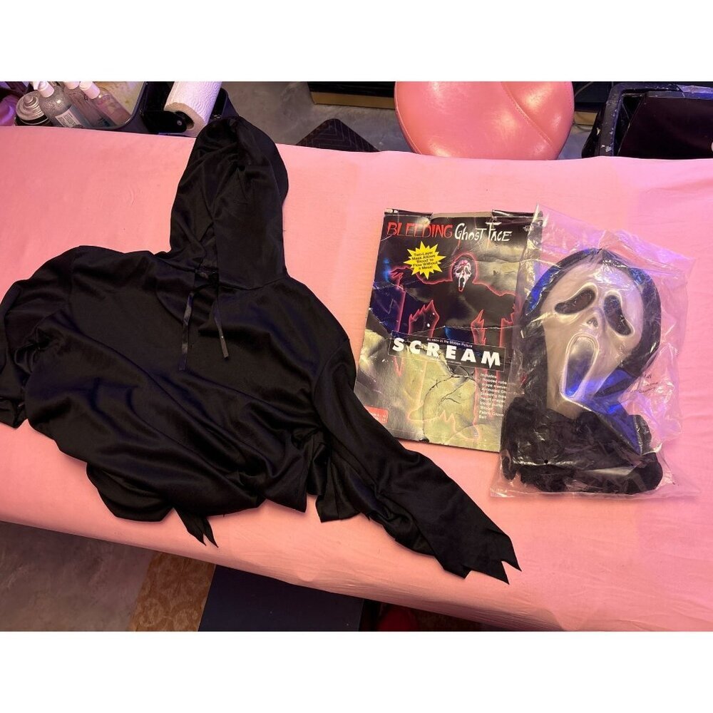 Bleeding Ghost Face Costume Scream Movie Medium 7-10 Hooded Robe w/ Animated Mas